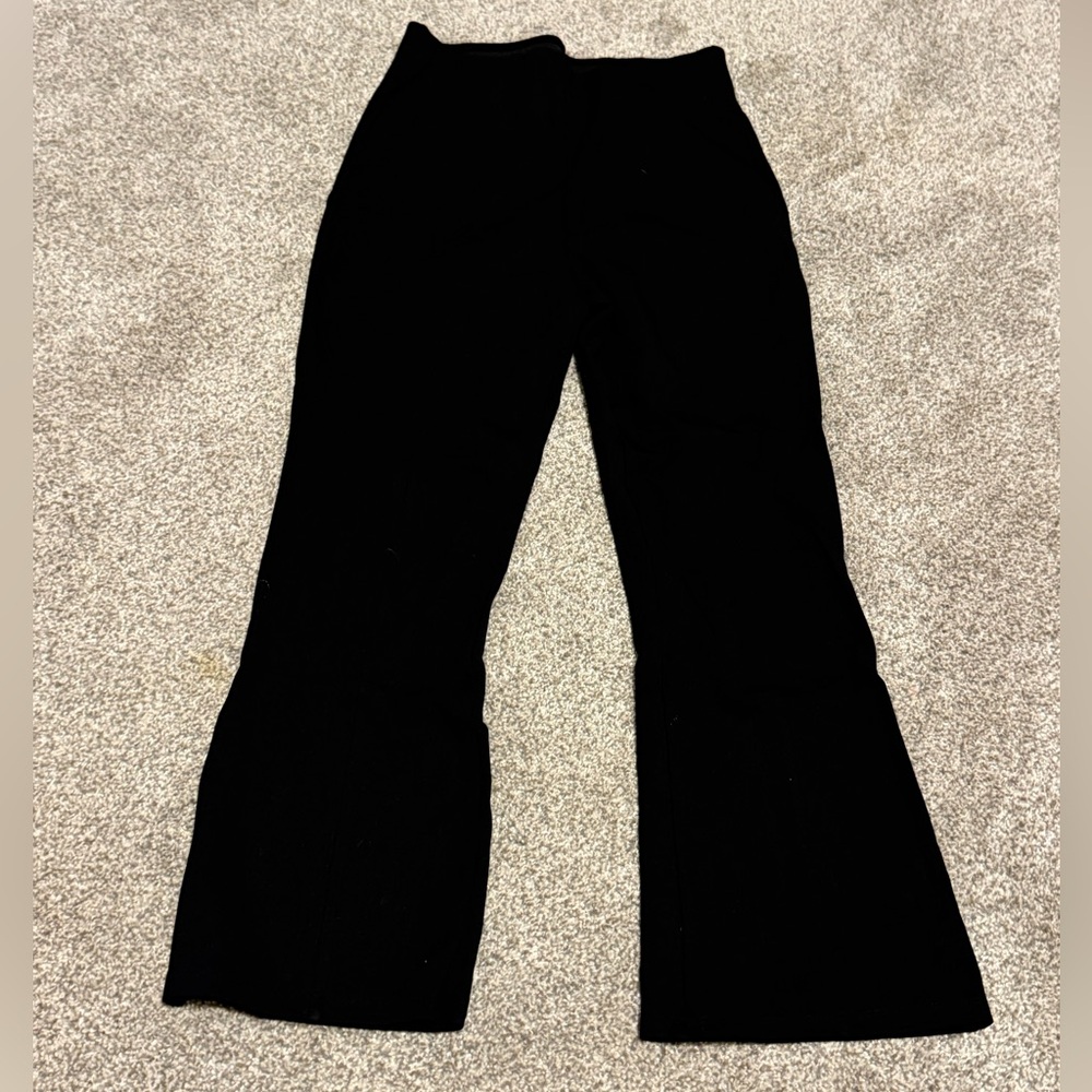 Old Navy Stevie Flare Dress Pants size M